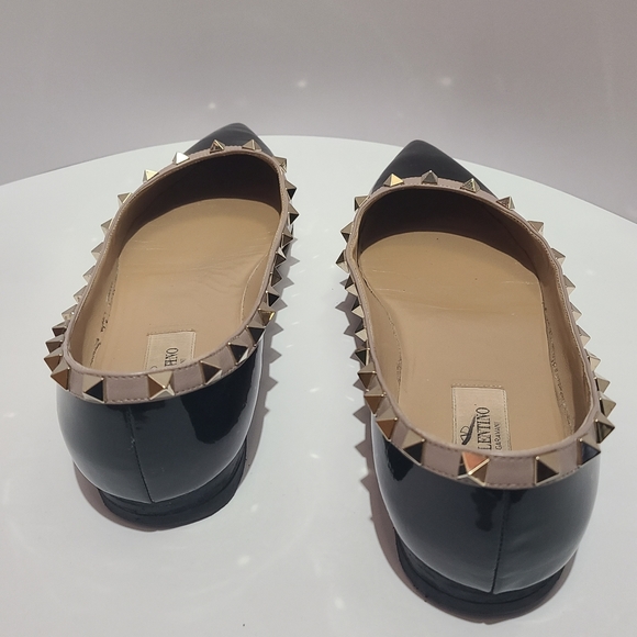 Valentino Rockstud Pointed Toe Ballerina Flat - Picture 4 of 9